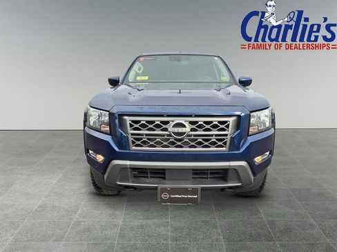 Certified 2022 Nissan Frontier SV image 2