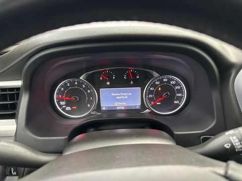 Used 2023 GMC Acadia SLT FWD image 27