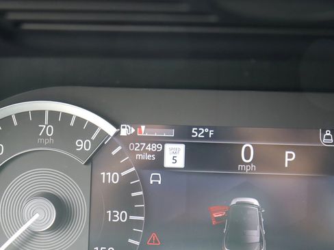 Used 2023 Land Rover Discovery Sport SE AWD/4WD image 27