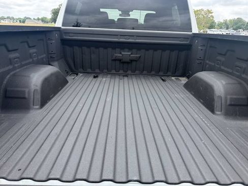 Used 2023 Chevrolet Silverado 1500 RST AWD/4WD image 18