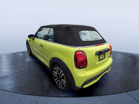 Used 2023 MINI Cooper S FWD image 3