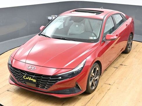 Used 2023 Hyundai Elantra Limited w/ Preferred Accessory Package FWD image 46