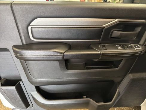 Used 2023 RAM 2500 Tradesman AWD/4WD image 10