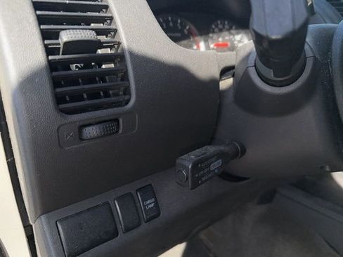 Used 2011 Nissan Frontier S w/ S Preferred Pkg image 34