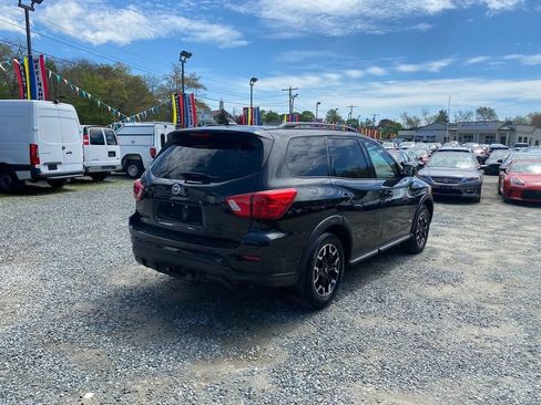 Used 2020 Nissan Pathfinder SL AWD/4WD image 5