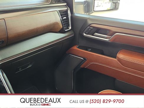Used 2024 GMC Sierra 2500 Denali Ultimate AWD/4WD image 25