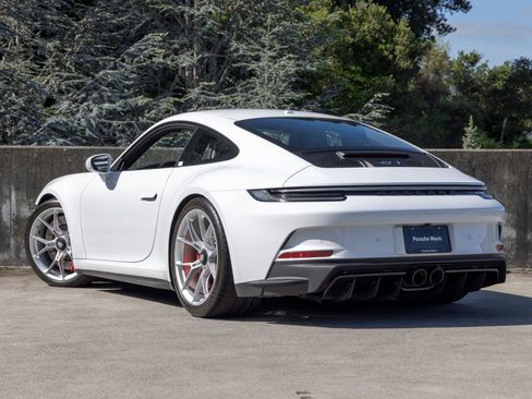 Certified 2023 Porsche 911 GT3 RWD image 3