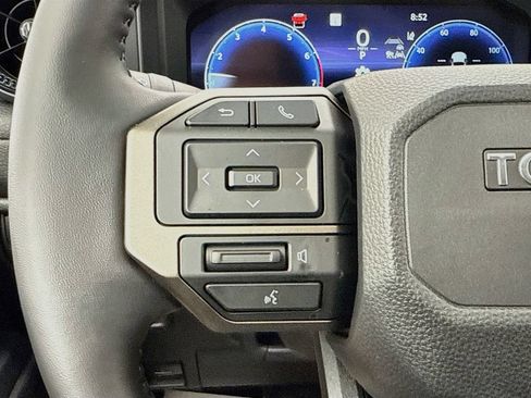 Used 2027 Toyota Land Cruiser AWD/4WD image 11