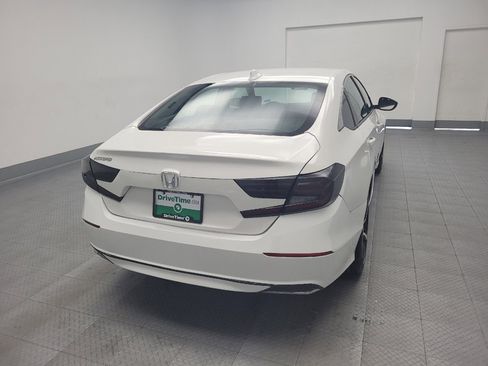 Used 2018 Honda Accord LX image 7