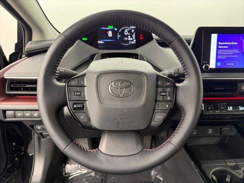 Certified 2025 Toyota Prius Plug-In Hybrid FWD image 25