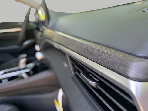 New 2025 Nissan Altima 2.5 SL image 12