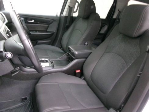 Used 2016 GMC Acadia SLE AWD/4WD image 17