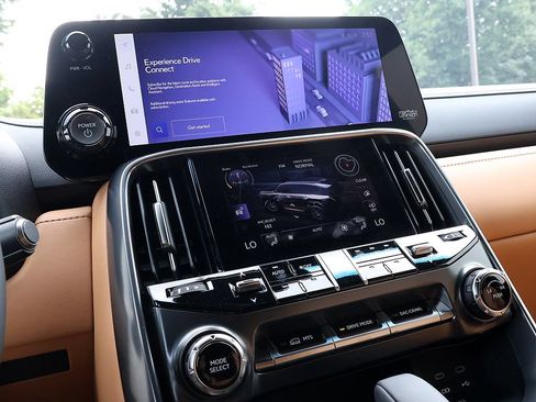 New 2026 Lexus LX 700h Luxury w/ Appearance Package AWD/4WD image 21