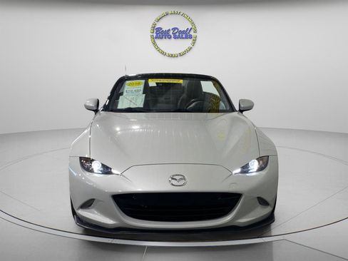 Used 2016 MAZDA MX-5 Miata Grand Touring RWD image 8