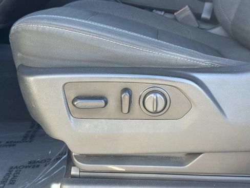 Used 2020 Chevrolet Silverado 1500 LT w/ All-Star Edition image 21