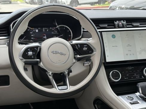 Used 2022 Jaguar F-PACE S image 28