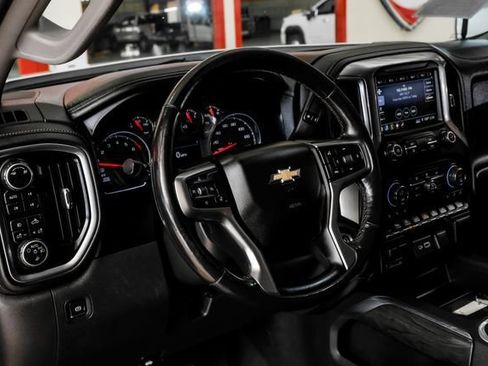 Used 2019 Chevrolet Silverado 1500 LTZ w/ LTZ Texas Edition AWD/4WD image 17