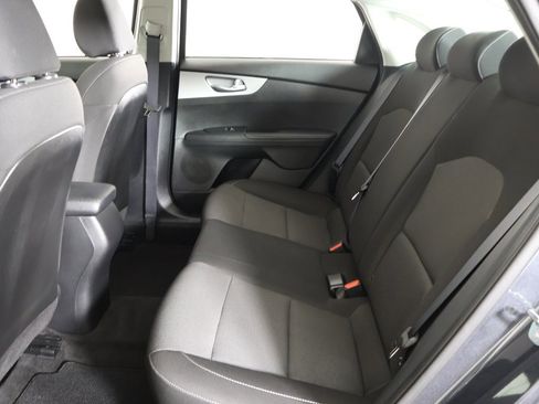 Used 2023 Kia Forte LXS w/ LXS Technology Package image 31