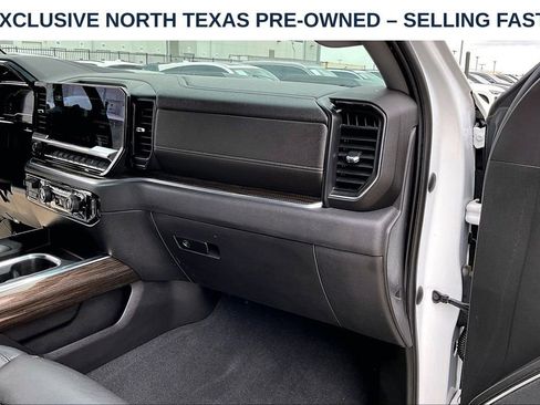 Used 2022 Chevrolet Silverado 1500 LT Trail Boss w/ Convenience Package II AWD/4WD image 21