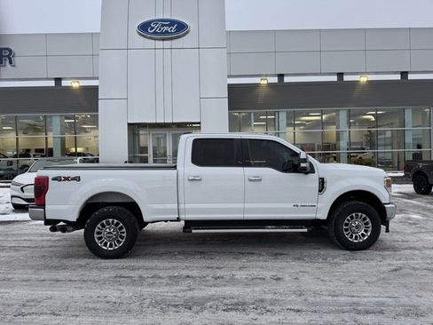 Used 2022 Ford F350 Lariat w/ Chrome Package image 36