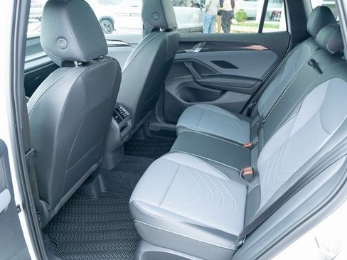 New 2026 Volkswagen Tiguan SE R-Line image 29