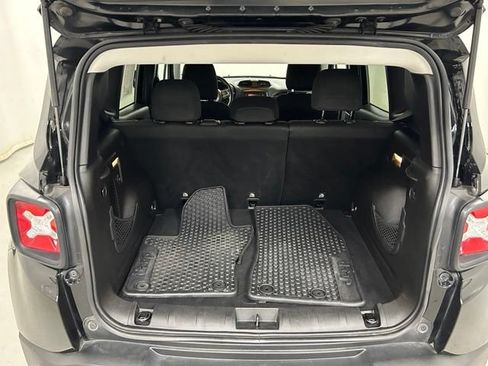 Used 2016 Jeep Renegade Latitude w/ Cold Weather Group AWD/4WD image 11