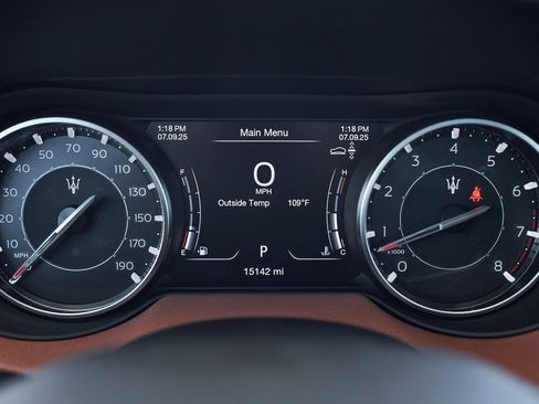 Used 2022 Maserati Levante Modena image 42