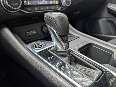 Used 2020 Nissan Sentra SV w/ Electronics Package image 40