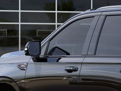 New 2026 GMC Yukon AT4 Ultimate AWD/4WD image 12