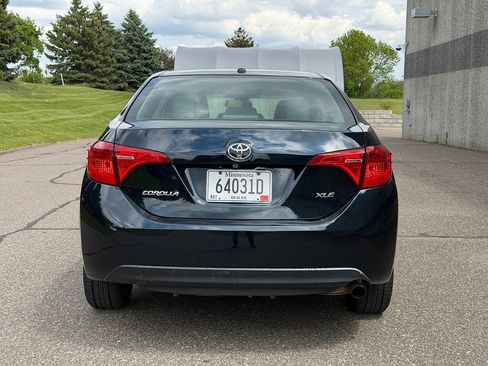 Used 2017 Toyota Corolla XLE FWD image 4