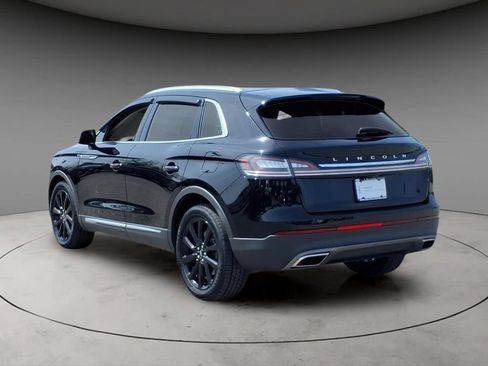 Certified 2023 Lincoln Nautilus Reserve w/ Monochromatic Package AWD/4WD image 3