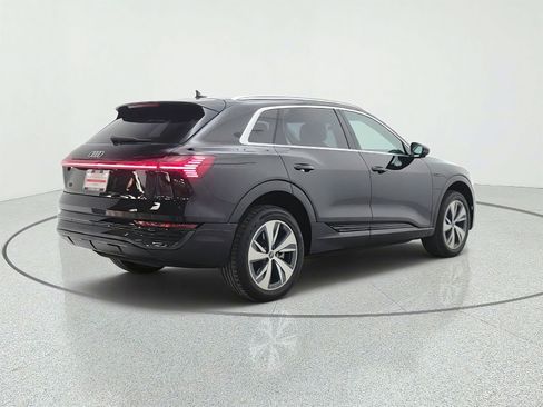 Used 2024 Audi Q8 e-tron Premium Plus AWD/4WD image 5