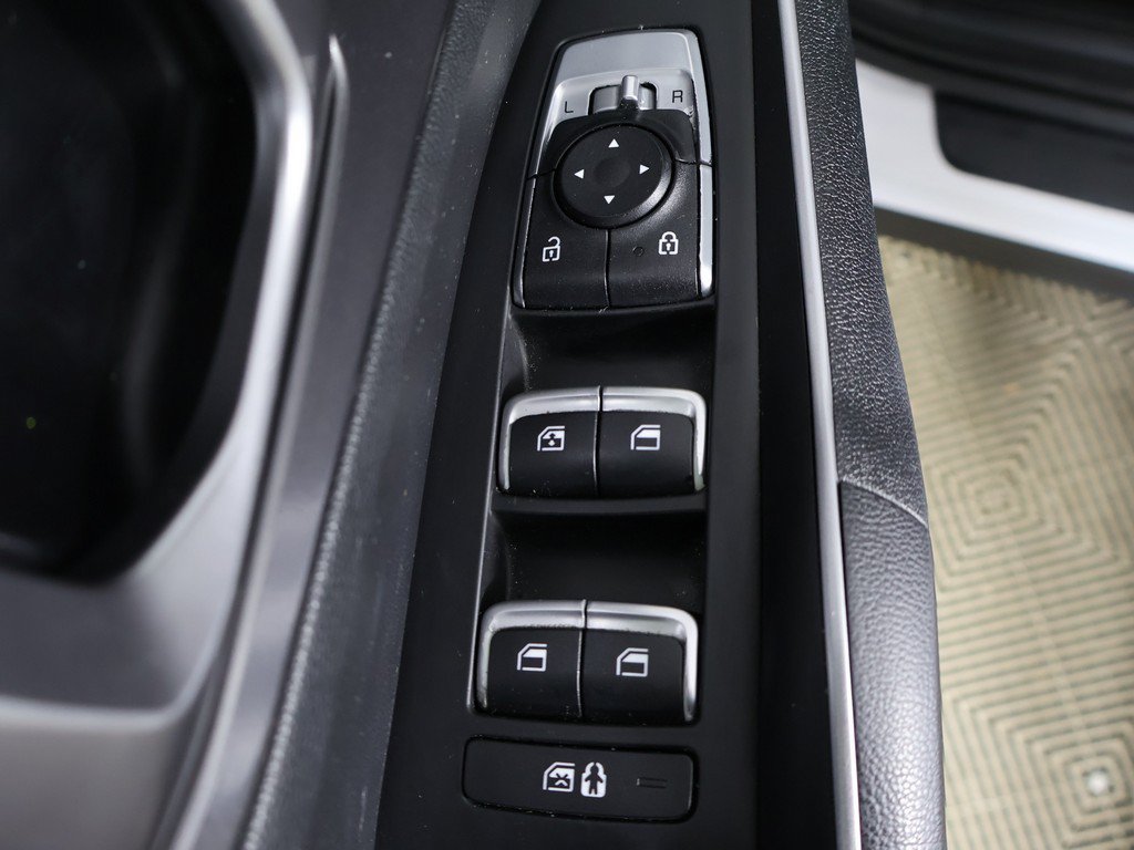 Used 2021 Kia Sorento S w/ Panoramic Sunroof Package FWD image 36