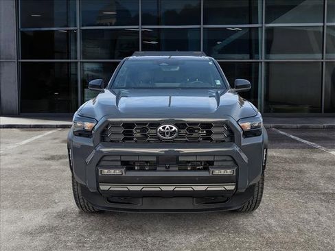 Used 2025 Toyota 4Runner TRD Off-Road Premium image 3