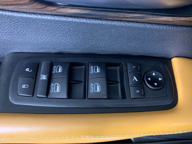 Used 2021 Chrysler Pacifica Pinnacle AWD/4WD image 34