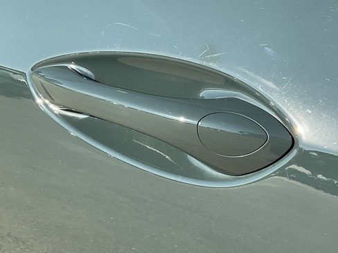 Used 2025 Chevrolet Trax LT image 10