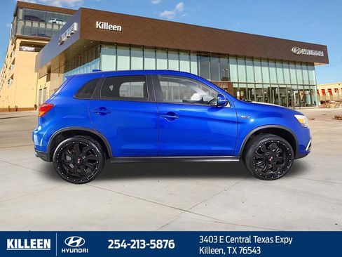 Used 2018 Mitsubishi Outlander Sport ES FWD image 9