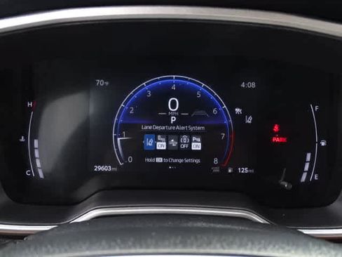 Used 2025 Toyota Corolla Cross XLE FWD image 24
