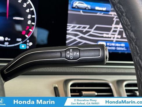 Used 2024 Mercedes-Benz GLE 450e 4MATIC image 26