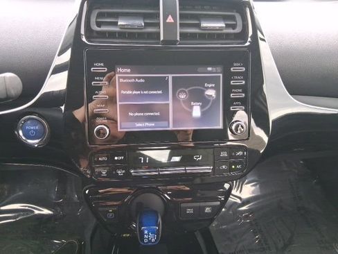 Used 2020 Toyota Prius XLE AWD/4WD image 21