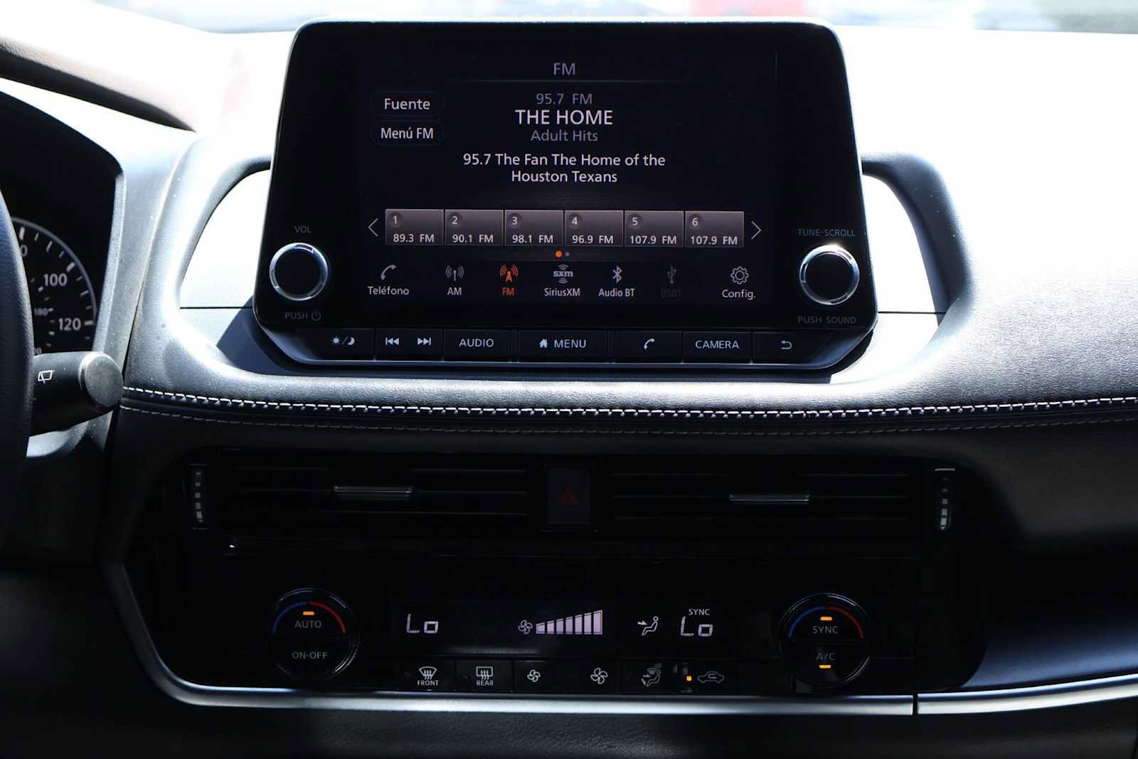 Used 2021 Nissan Rogue SV FWD image 16