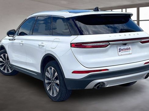 Used 2022 Lincoln Corsair Reserve w/ Elements Package FWD image 4