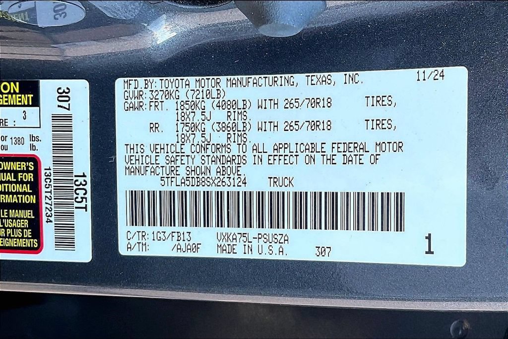 Used 2025 Toyota Tundra SR5 w/ SR5 Convenience Package AWD/4WD image 21
