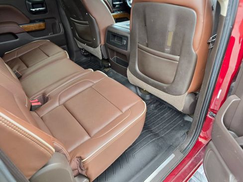 Used 2014 Chevrolet Silverado 1500 High Country w/ High Country Premium Package AWD/4WD image 39