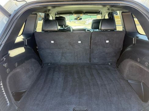 Used 2018 Jeep Grand Cherokee Altitude image 21