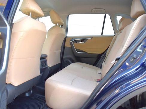 Used 2025 Toyota RAV4 XLE w/ Weather Package AWD/4WD image 23