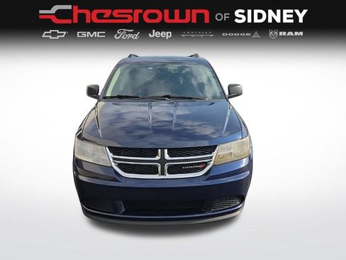 Used 2020 Dodge Journey SE w/ SE Popular Equipment Group FWD image 2