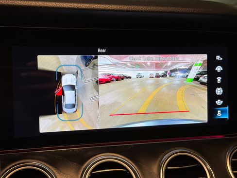 Used 2023 Mercedes-Benz E 350 Sedan image 18