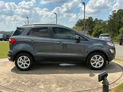 Used 2021 Ford EcoSport SE w/ SE Convenience Package FWD image 8