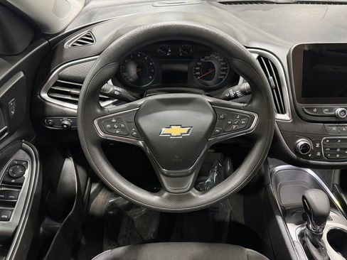 Used 2024 Chevrolet Malibu LT image 23